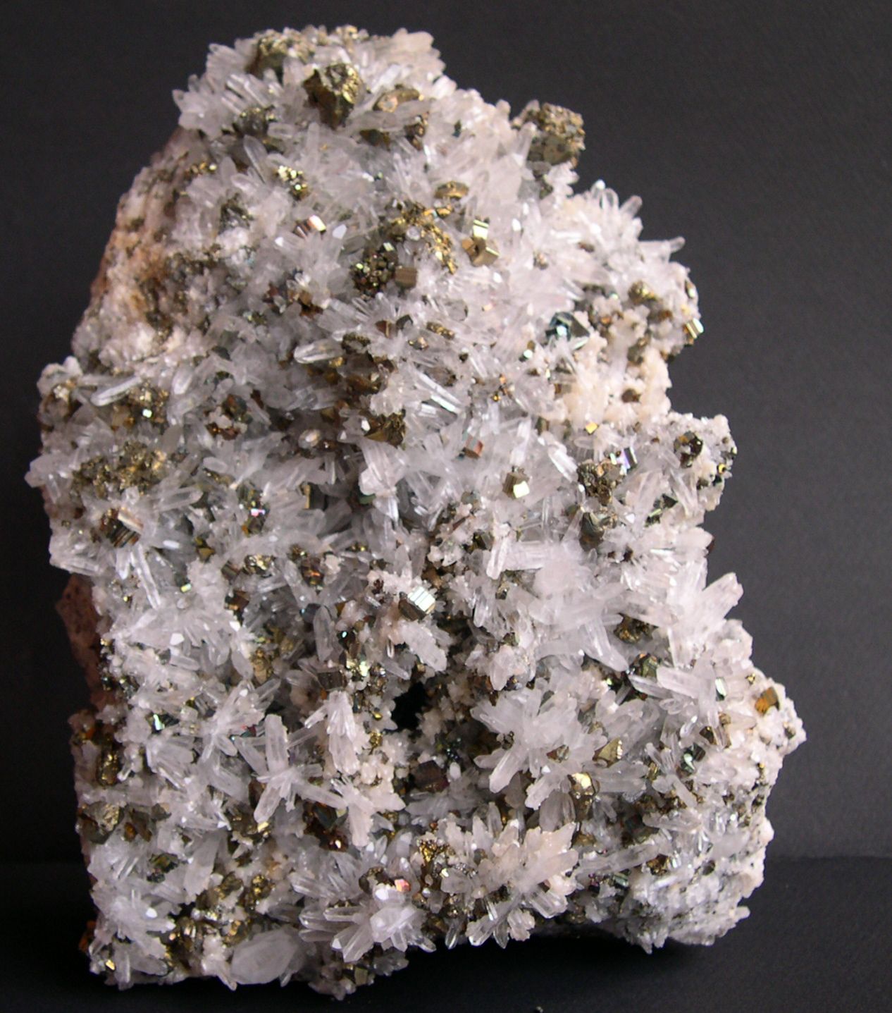 Chalcopyrite-Quartz