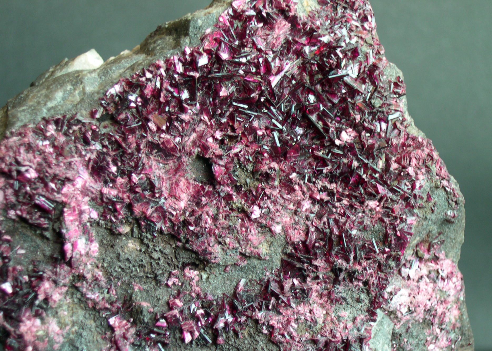 Erythrite